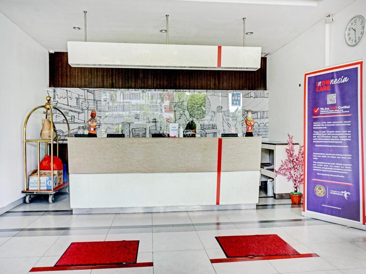 Townhouse Oak Jp Hotel Jakarta Buitenkant foto