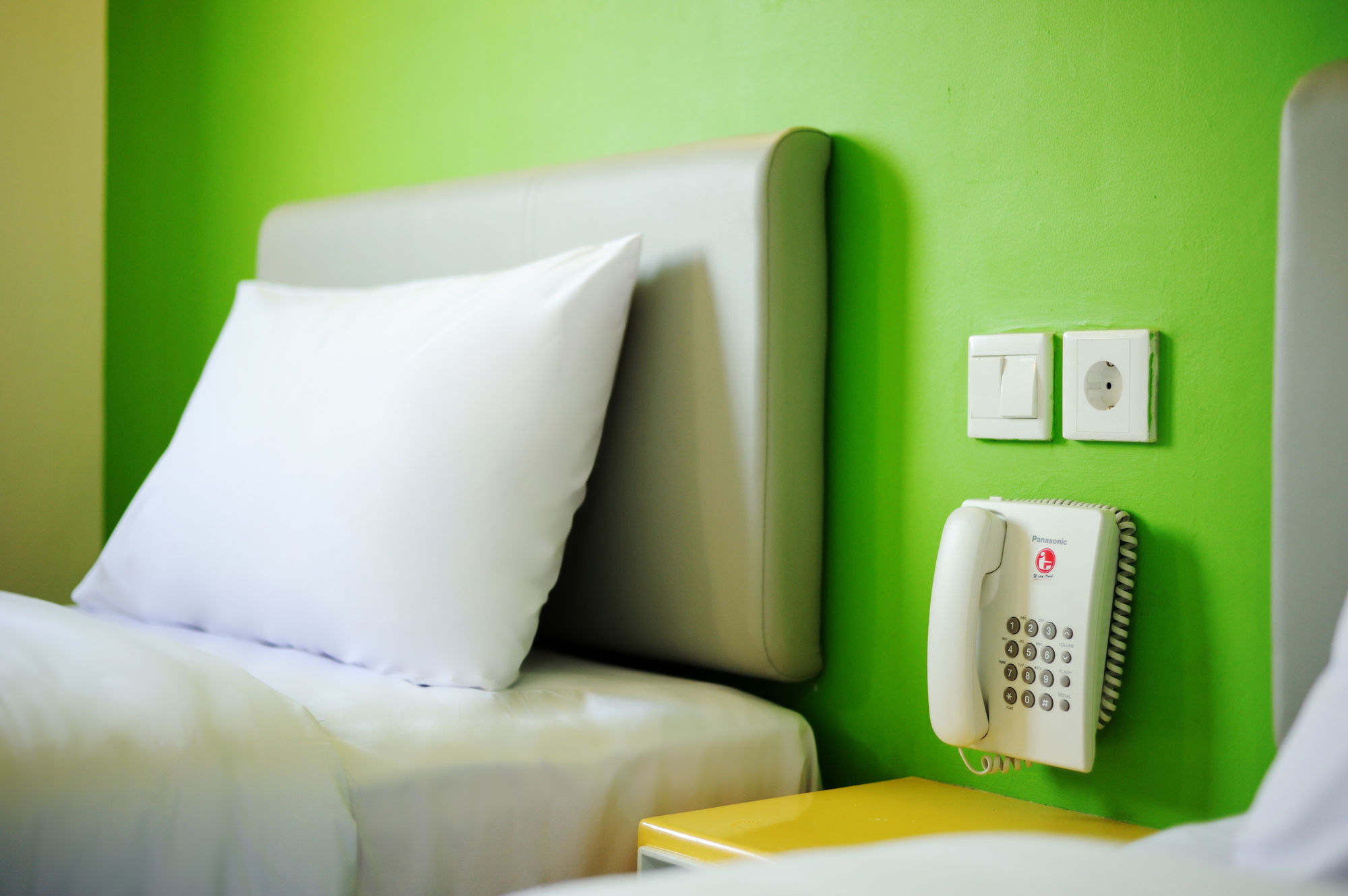 Townhouse Oak Jp Hotel Jakarta Buitenkant foto